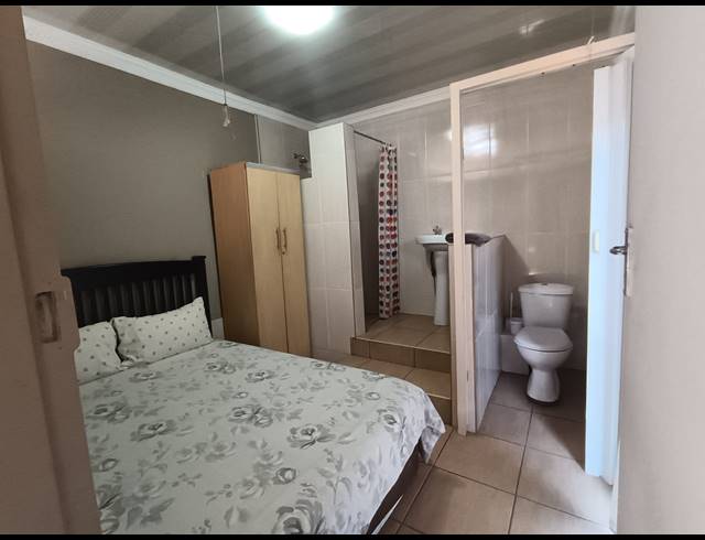 10 BEDROOM HOUSE FOR SALE IN THREE RIVERS